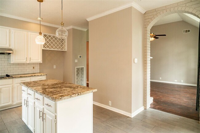 Building Photo - 3523 Ashlock Dr