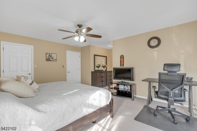 Building Photo - 49 Gordon Cir