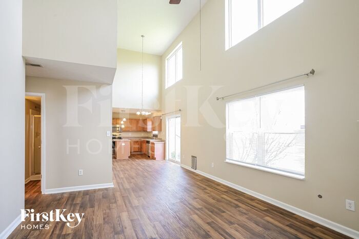 Building Photo - 7031 Laredo Dr