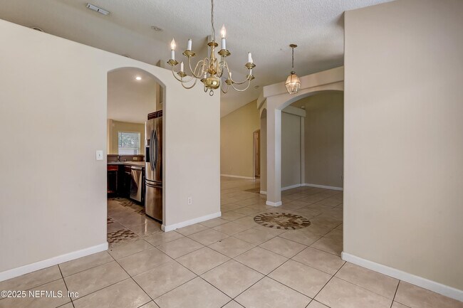 Building Photo - 9703 Cedar Ridge Dr W