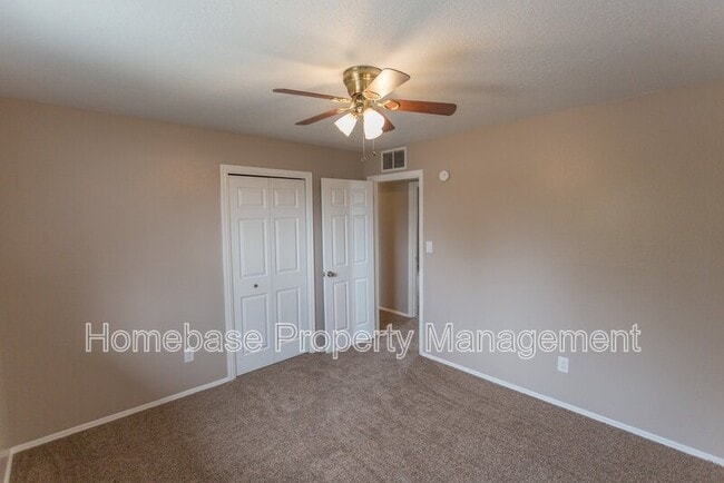 Building Photo - 5206 Foothills Dr