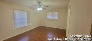 Building Photo - 206 Meadow Path Dr