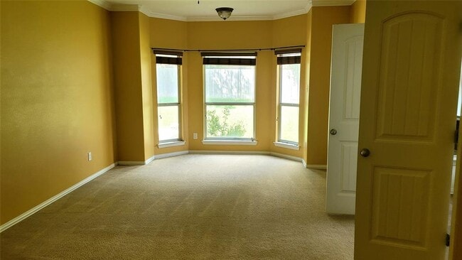 Building Photo - 303 Kati Ln