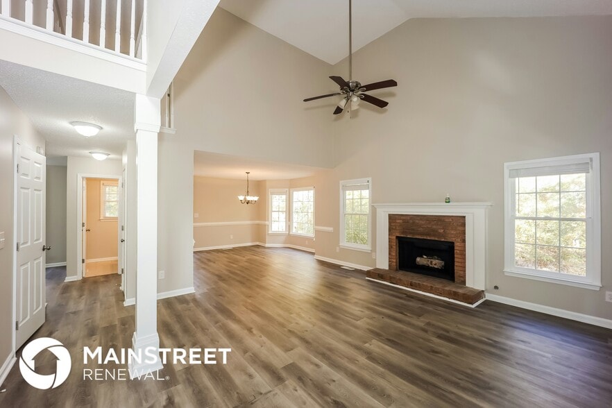 Building Photo - 130 Butterfield Ln