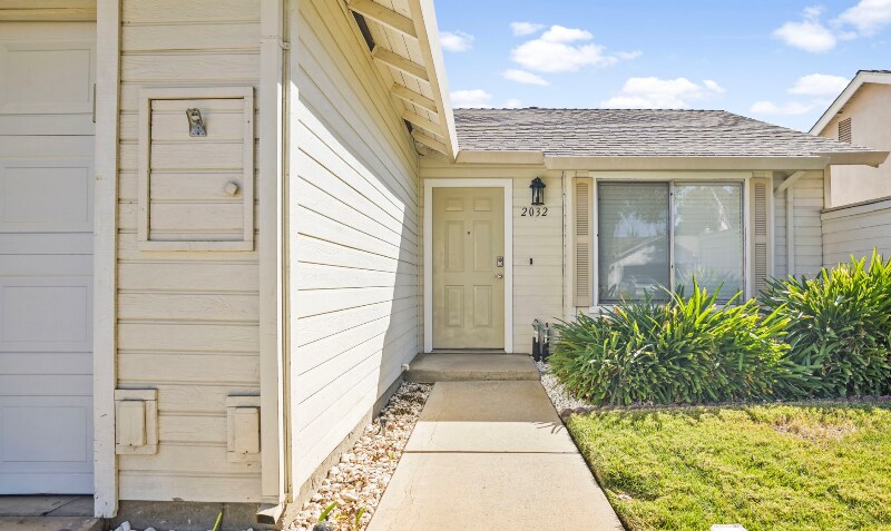 Building Photo - 2032 Cadzand Ct