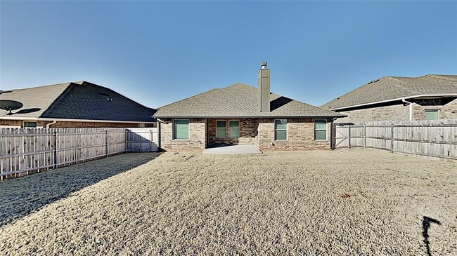 Building Photo - 16008 Iron Ridge Rd