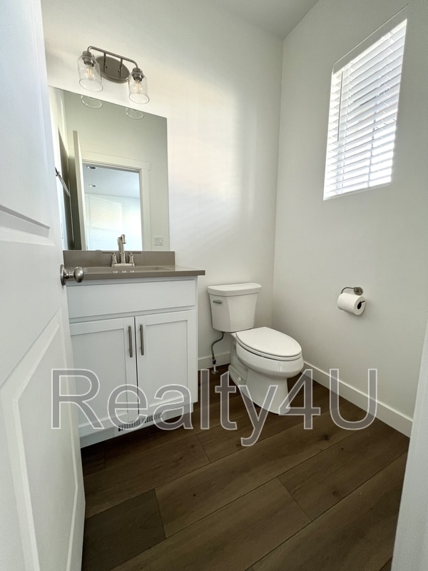 Building Photo - 3553 Hardman Way