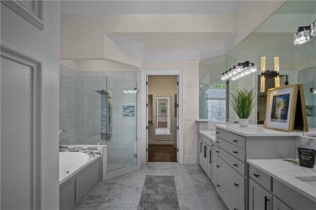 Building Photo - 8630 Moor Park Run