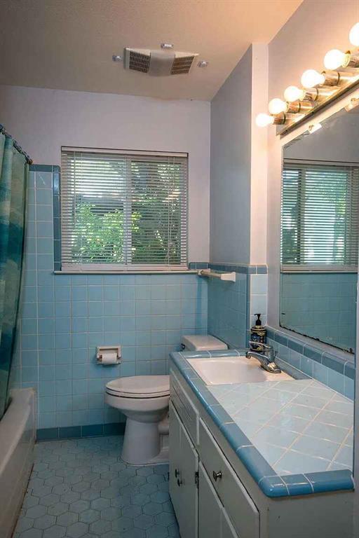 Building Photo - 1207 Fieldcrest Dr