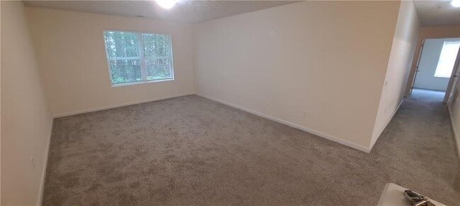 Building Photo - 7104 Fairington Ridge Cir