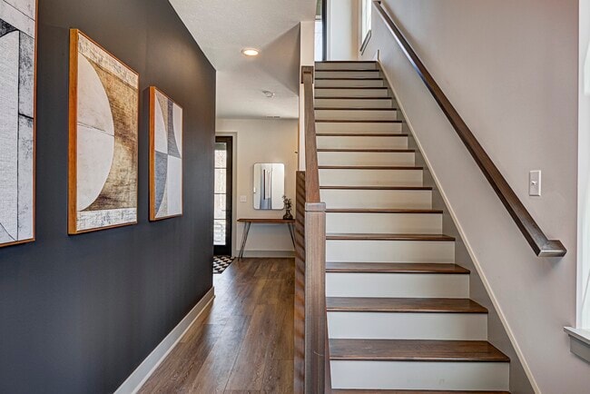 Building Photo - 208 Midland Trace Trail