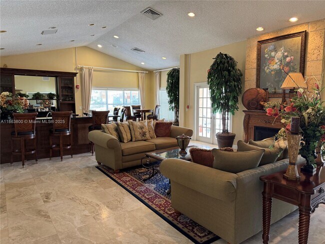 Building Photo - 3460 Pinewalk Dr N