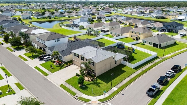 Building Photo - Your Dream Home Awaits!!!