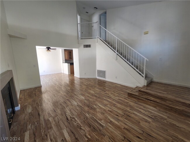 Building Photo - 8417 Sewards Bluff Ave