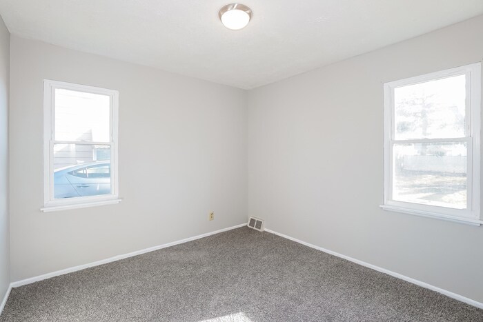 Building Photo - 26900 Zeman Ave