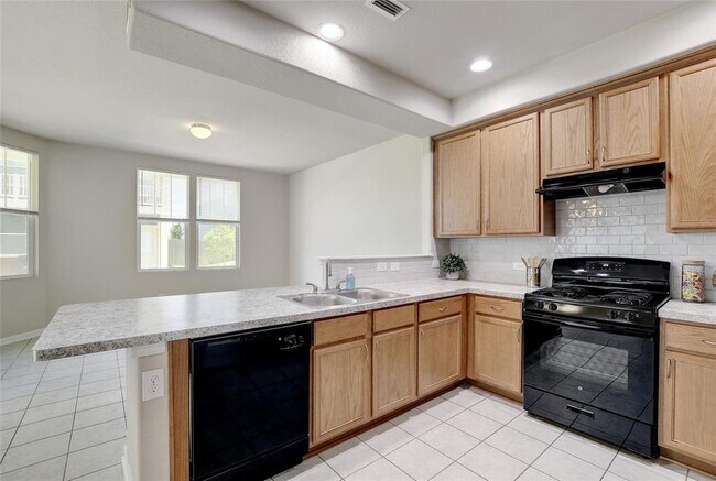 Building Photo - 524 Ferrule Dr
