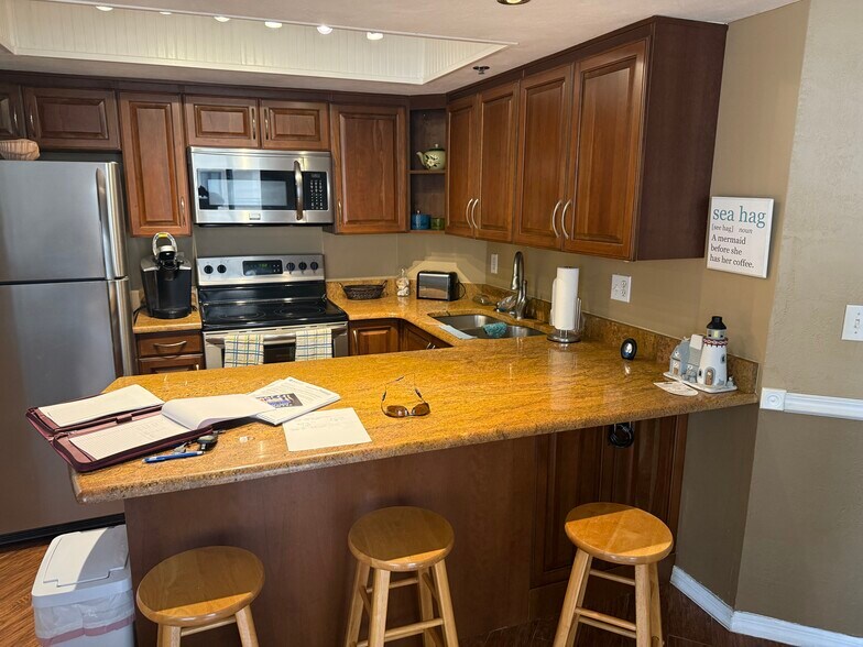 Building Photo - 3013 S Atlantic Ave