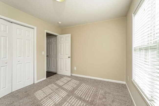 Building Photo - 5287 Mt Hope Dr