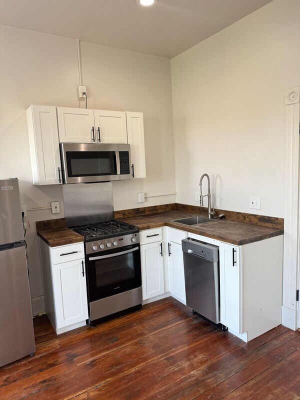 Building Photo - 920 Washington Ave