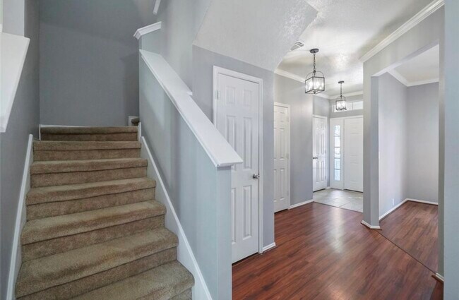 Building Photo - 29705 Parliament Hills Dr