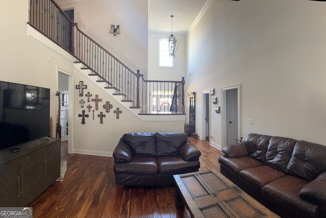 Building Photo - 305 Taylor Elaine Dr