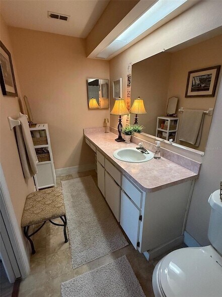 Building Photo - 4147 La Pasida Ln