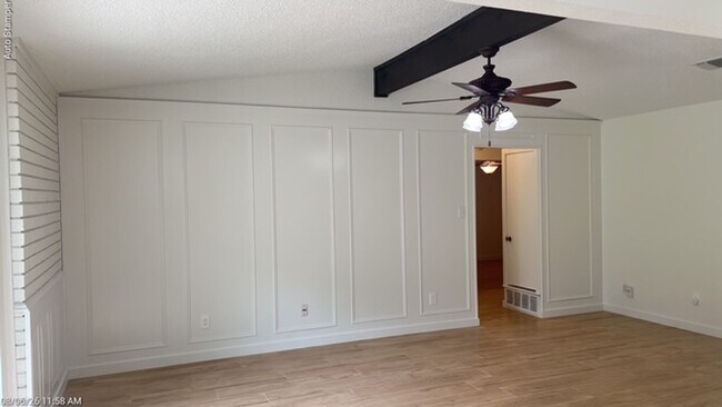 Building Photo - 5701 Atlantis Terrace