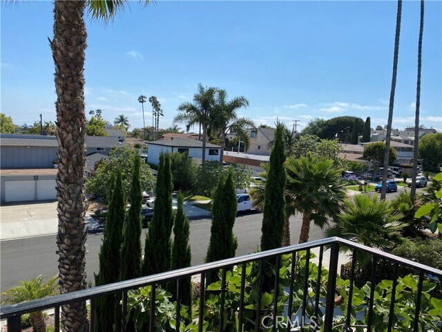 Building Photo - 34566 Via Verde