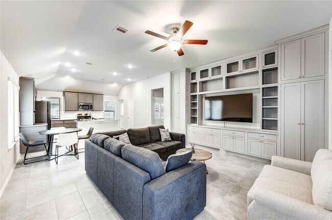 Building Photo - 4806 Cedar Butte Ln