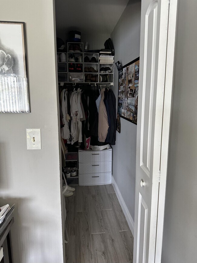 Building Photo - 5200 NW 31st Ave