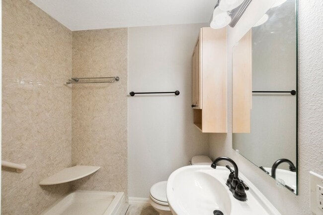 Building Photo - Cute 1 bedroom home with 2 patios and shed***MOVE IN JUNE 20TH****