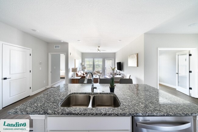 Building Photo - 84 San Filippo Dr SE