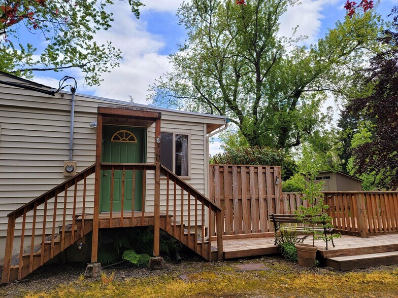 Building Photo - 11071 SE 242nd Ave