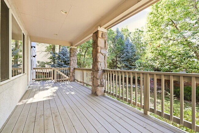 Building Photo - 9400 E Aspen Hill Ln