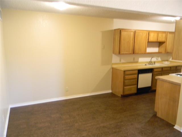 Building Photo - 1069 Westcliff Ave