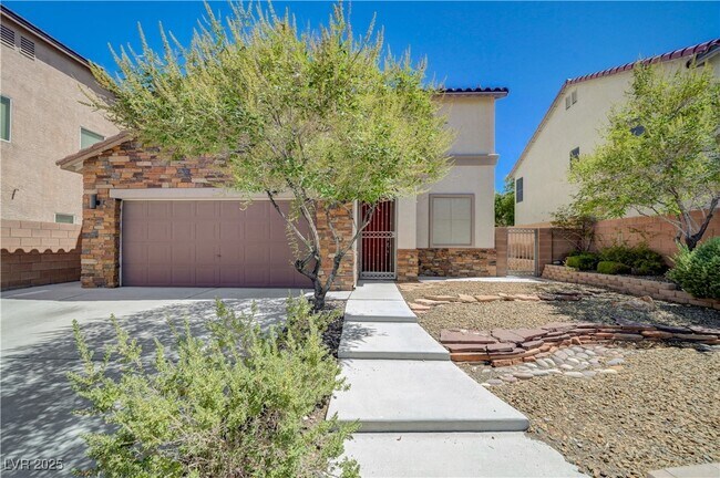 Building Photo - 5033 Apache Valley Ave