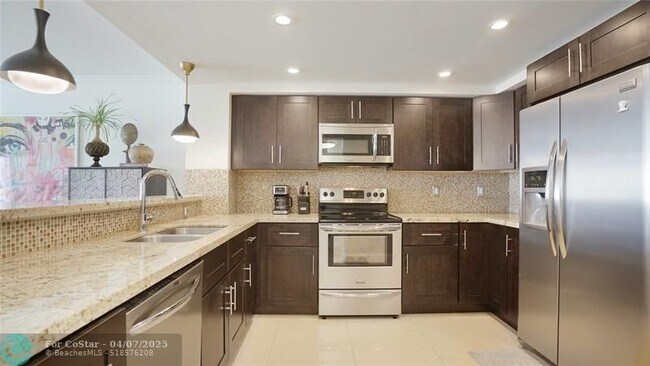 Building Photo - 3900 Galt Ocean Dr