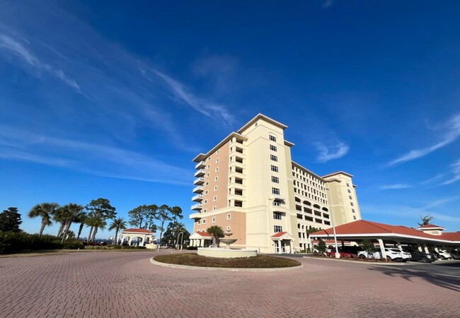 Building Photo - 2400 Grandiflora Blvd