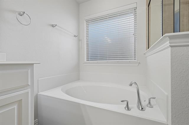 Building Photo - 8633 Running River Ln
