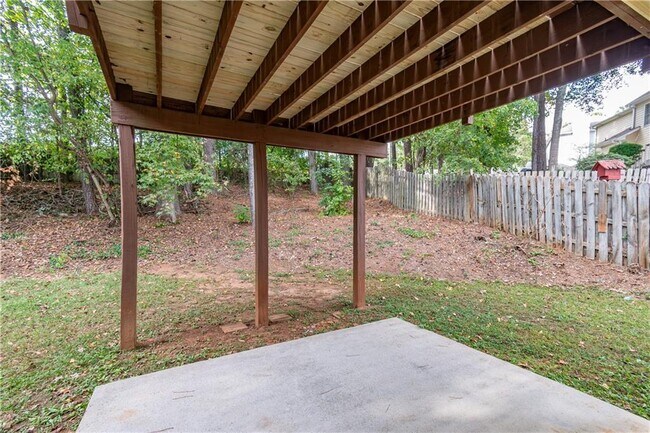 Building Photo - 705 Oxford Crest Ct NW