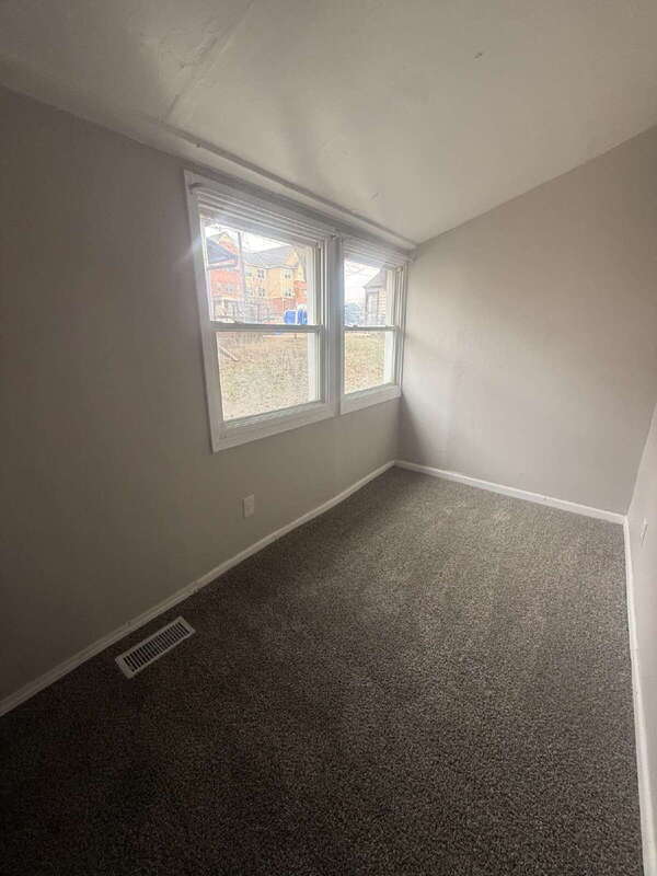 Building Photo - 5508 SW 8th St