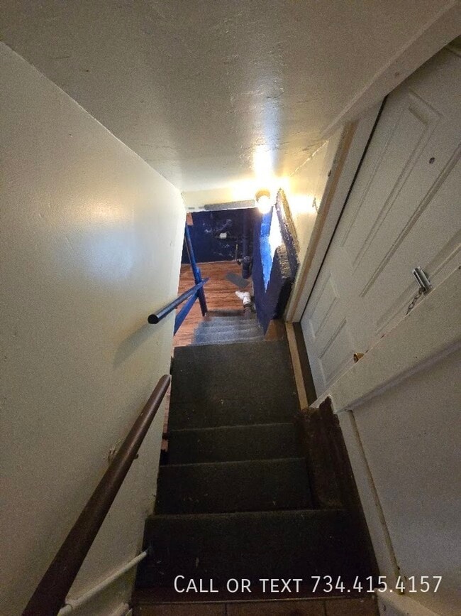 Building Photo - 502 Benjamin St