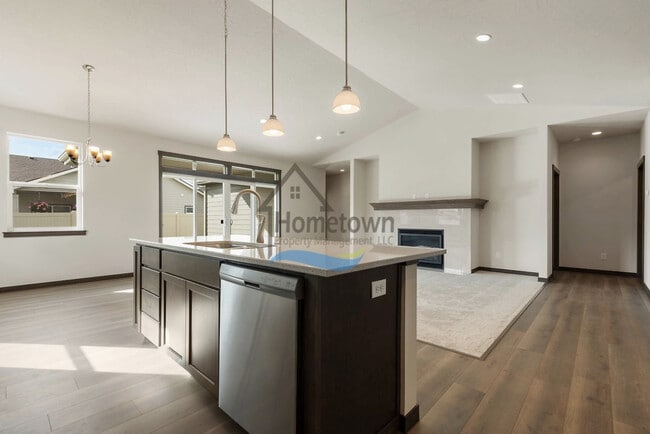 Building Photo - Brand New 4 Bed 2.5 Bath Home in Post Falls!!