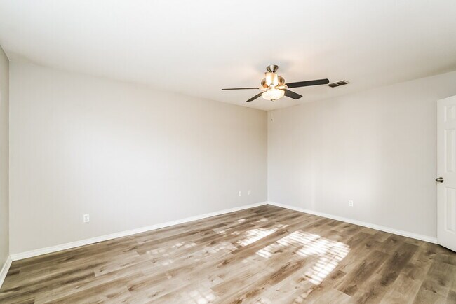 Building Photo - 2232 Southway