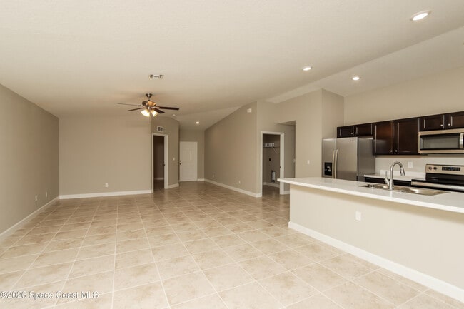 Building Photo - 497 Schenley St SW