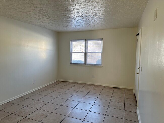 Building Photo - 2981 Winter Garden Dr