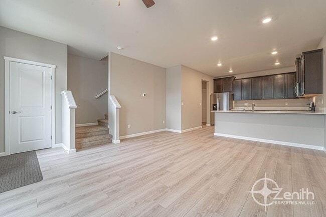 Building Photo - 7020 NE 156th Pl