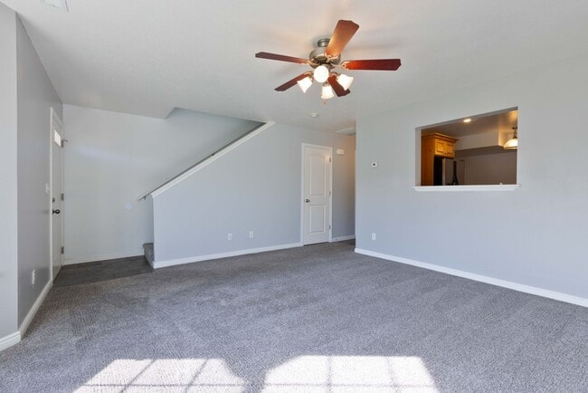 Building Photo - 602 Trejo St