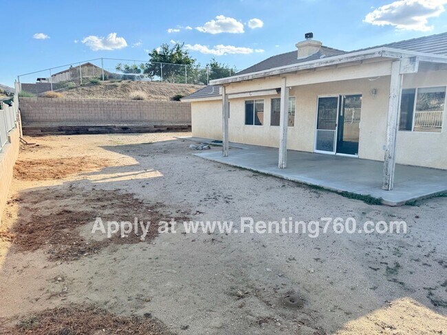 Building Photo - Spacious 4 Bed Home in Copper Hills Neighb...