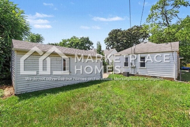 Building Photo - 17326 Garfield St
